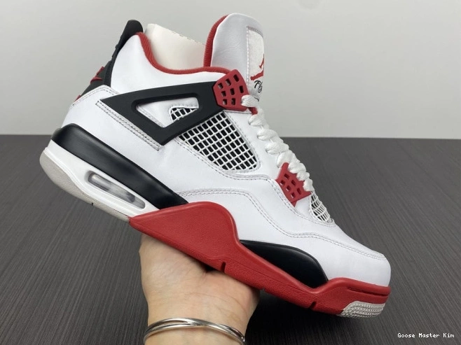DC7770-160 Red Jordan Fire Air (2020) 4 Retro 0718